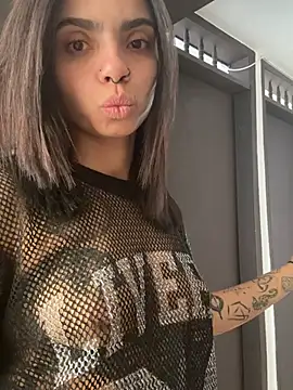 Snapshot of Electra_Darkk chatting on February 2, 6:06 pm Electra Darkk online show from February 2, 6:06 pm