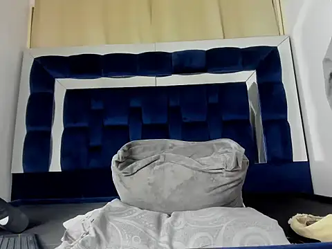 Scook Gray  online show from February 16, 7:59 am