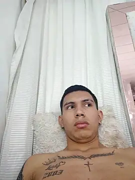 Scook Gray  online show from April 3, 3:43 pm