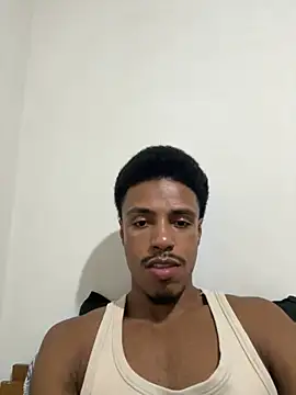 Snapshot of LorenzoBlack27 chatting on March 10, 11:43 pm LorenzoBlack27 online show from March 10, 11:43 pm