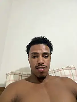 Snapshot of LorenzoBlack27 chatting on March 31, 11:38 pm LorenzoBlack27 online show from March 31, 11:38 pm