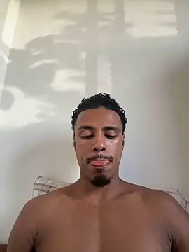 LorenzoBlack27 online show from May 1, 8:13 pm