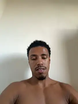 LorenzoBlack27 online show from May 17, 7:32 pm