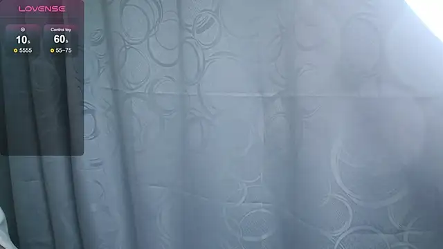 Snapshot of FoxySmile chatting on January 10, 11:56 am FoxySmile online show from January 10, 11:56 am