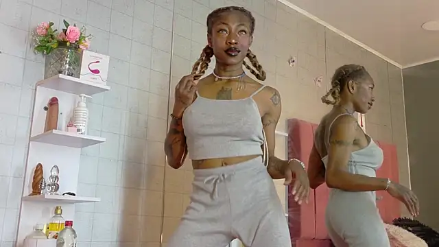 DaniaMarcell online show from January 16, 4:38 am