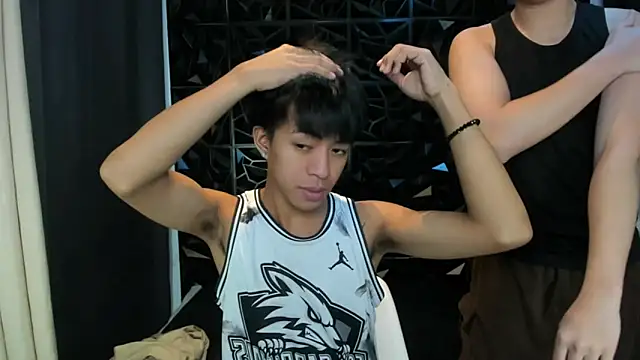 Snapshot of davincihugecock chatting on March 22, 5:16 pm davincihugecock online show from March 22, 5:16 pm