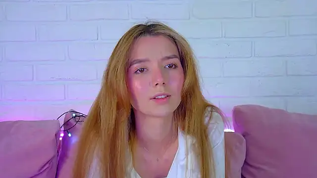 VanessaVienne online show from February 16, 4:47 pm