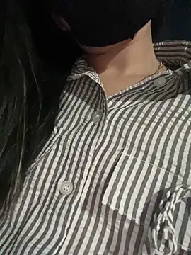 Snapshot of ting_368 chatting on February 7, 1:20 am ting 368 online show from February 7, 1:20 am