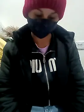 Snapshot of eddy_girl chatting on January 8, 9:00 am eddy girl online show from January 8, 9:00 am