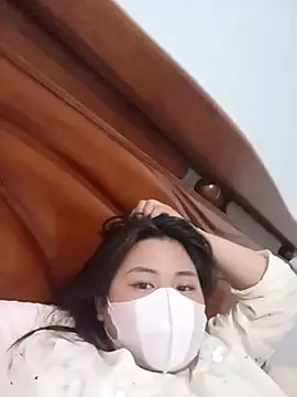 Snapshot of Minaa2x chatting on March 5, 1:18 pm Minaa2x online show from March 5, 1:18 pm