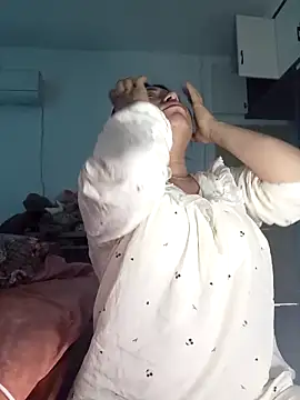 Snapshot of Minaa2x chatting on March 6, 3:03 am Minaa2x online show from March 6, 3:03 am