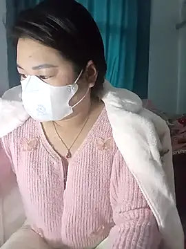 Snapshot of Minaa2x chatting on March 8, 1:25 am Minaa2x online show from March 8, 1:25 am