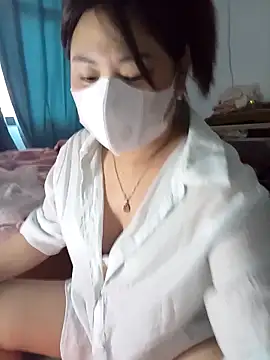 Snapshot of Minaa2x chatting on March 16, 7:45 am Minaa2x online show from March 16, 7:45 am