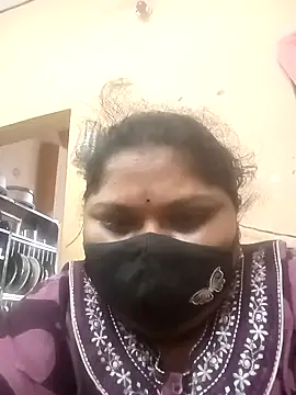 Snapshot of misammahyd chatting on February 2, 8:24 am misammahyd online show from February 2, 8:24 am