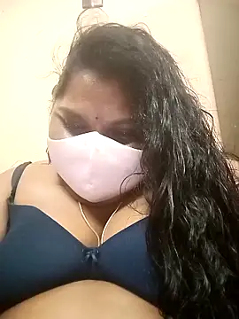 Snapshot of misammahyd chatting on February 2, 8:29 pm misammahyd online show from February 2, 8:29 pm