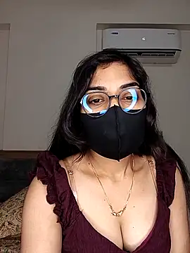 sexygirl889 online show from May 13, 5:38 am