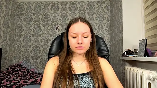 LindsayBlackshire online show from February 10, 4:38 am