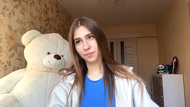 ElsieKuhlmann online show from March 18, 2:09 pm