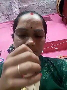 Snapshot of Sonam15884 chatting on March 3, 9:59 am Sonam15884 online show from March 3, 9:59 am