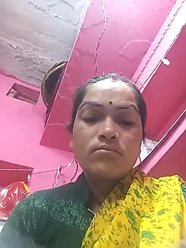 Snapshot of Sonam15884 chatting on March 3, 10:15 pm Sonam15884 online show from March 3, 10:15 pm