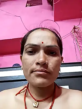 Snapshot of Sonam15884 chatting on May 2, 3:28 pm Sonam15884 online show from May 2, 3:28 pm