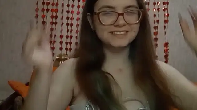 Miyabeee online show from February 24, 5:05 am