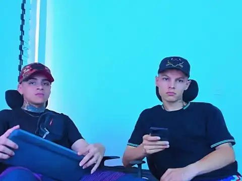 Thomas-Wil online show from January 18, 8:23 pm