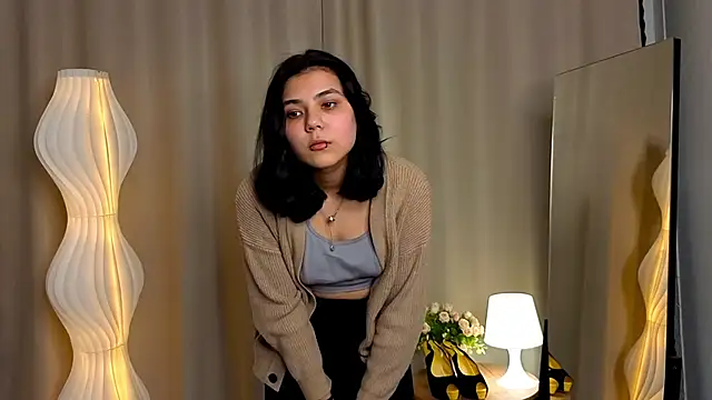 Snapshot of KhalilahGreis chatting on January 14, 4:01 pm KhalilahGreis online show from January 14, 4:01 pm