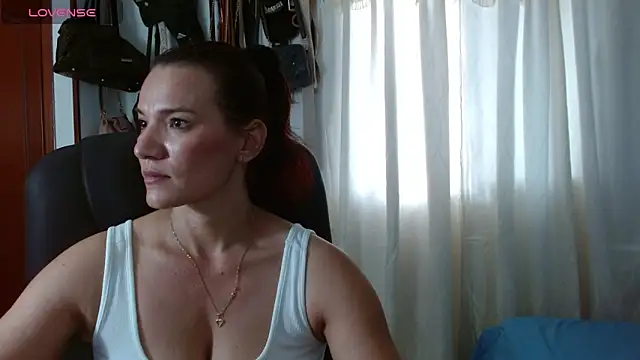 Scarlett 3X online show from February 6, 9:29 pm