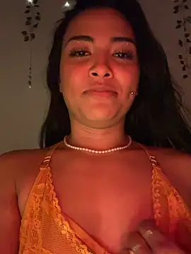 Snapshot of KeisyCamer chatting on February 19, 12:17 am KeisyCamer online show from February 19, 12:17 am