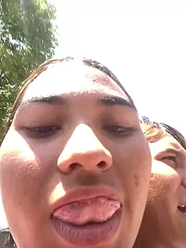 GeorgiandCoi online show from March 6, 4:47 pm