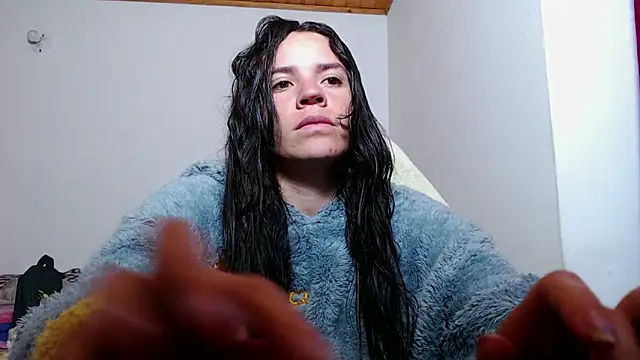 Snapshot of Shanel_Lozano chatting on March 30, 10:44 pm Shanel Lozano online show from March 30, 10:44 pm