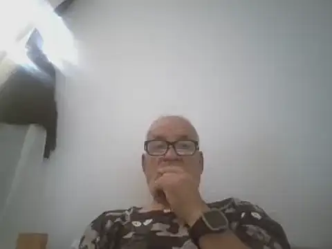 Snapshot of Patyman chatting on March 18, 5:05 pm Patyman online show from March 18, 5:05 pm