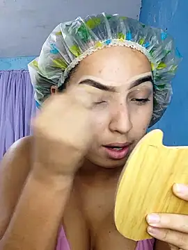 Snapshot of Linda_Dadhe chatting on January 9, 11:39 pm Linda Dadhe online show from January 9, 11:39 pm