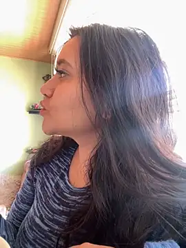 Snapshot of Veronica_Wins_ chatting on April 22, 4:08 pm Veronica Wins online show from April 22, 4:08 pm