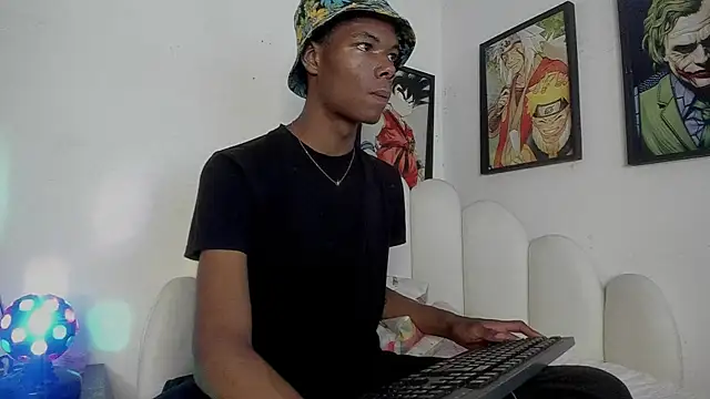 FallenEmigree online show from February 12, 5:24 am