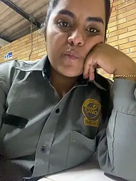 Snapshot of Isabel_3 chatting on January 31, 11:25 pm Isabel 3 online show from January 31, 11:25 pm