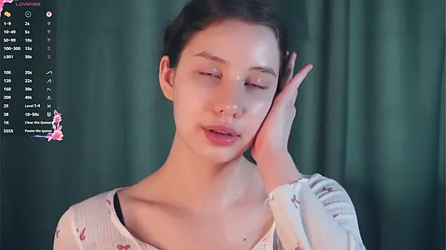 Snapshot of MargeLefevers chatting on April 5, 6:43 am MargeLefevers online show from April 5, 6:43 am