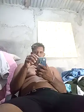 yanshotQQQQ online show from February 12, 1:33 am