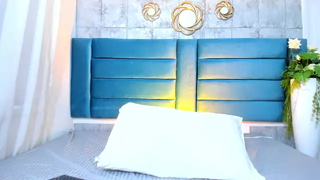 AlexiiaBrown online show from March 8, 10:24 pm