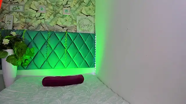 AlexiiaBrown online show from May 15, 3:52 pm