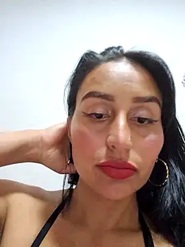 LunaRouuse  online show from February 7, 11:19 pm