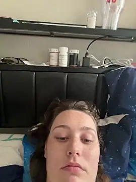 julia4thewin online show from June 11, 9:02 pm