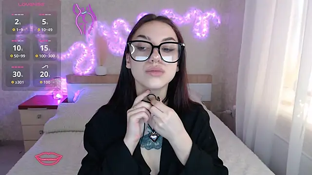 TianaHot777 online show from February 12, 12:33 pm