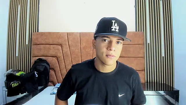 MATHY ROBERT online show from January 14, 7:41 pm