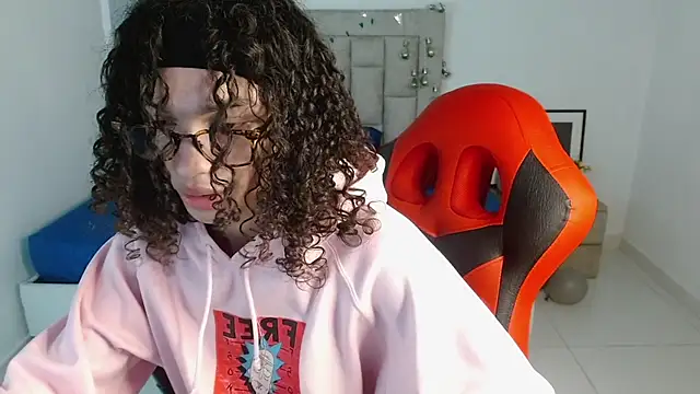 Axel fox77 online show from January 17, 11:30 pm