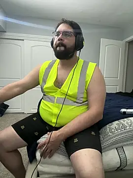 Snapshot of bottombeargaming chatting on January 17, 11:41 pm bottombeargaming online show from January 17, 11:41 pm