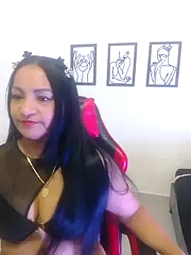 Snapshot of Antonelamistress chatting on January 17, 10:46 pm Antonelamistress online show from January 17, 10:46 pm