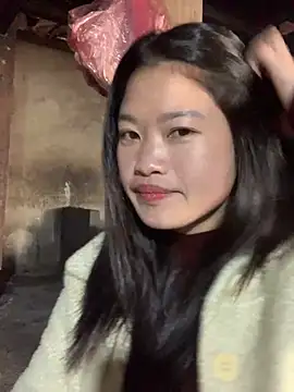 Snapshot of Naalyy chatting on January 12, 2:06 am Naalyy online show from January 12, 2:06 am