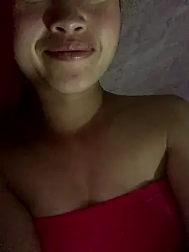 Snapshot of Naalyy chatting on January 15, 3:27 pm Naalyy online show from January 15, 3:27 pm